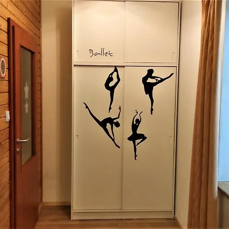 Dreveny Dum Vilova 2 Apartament