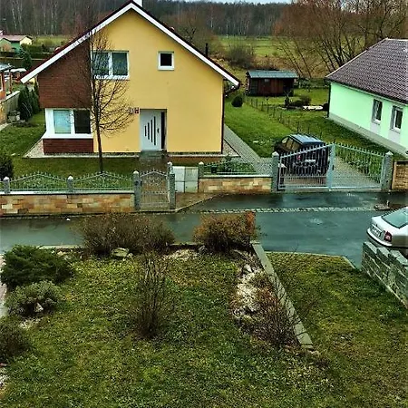 Apartament Dreveny Dum Vilova 2 Františkovy Lázně